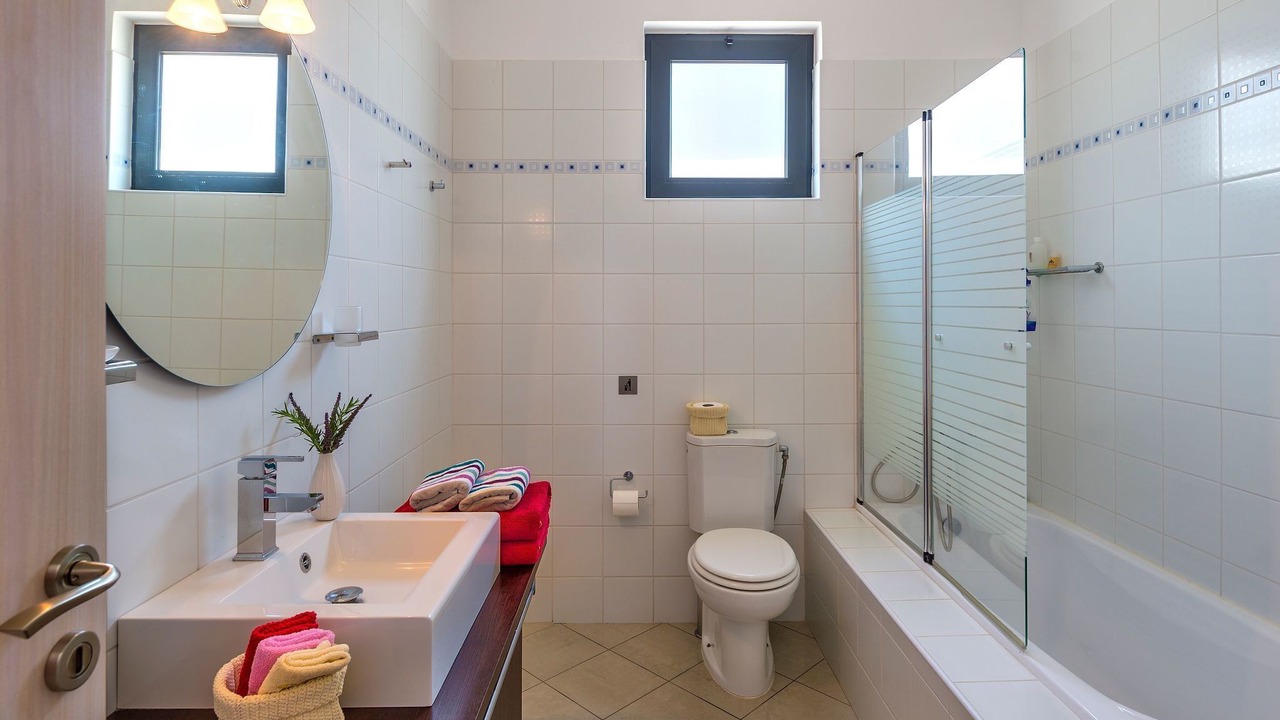 Photo of Bathroom in Douliana
