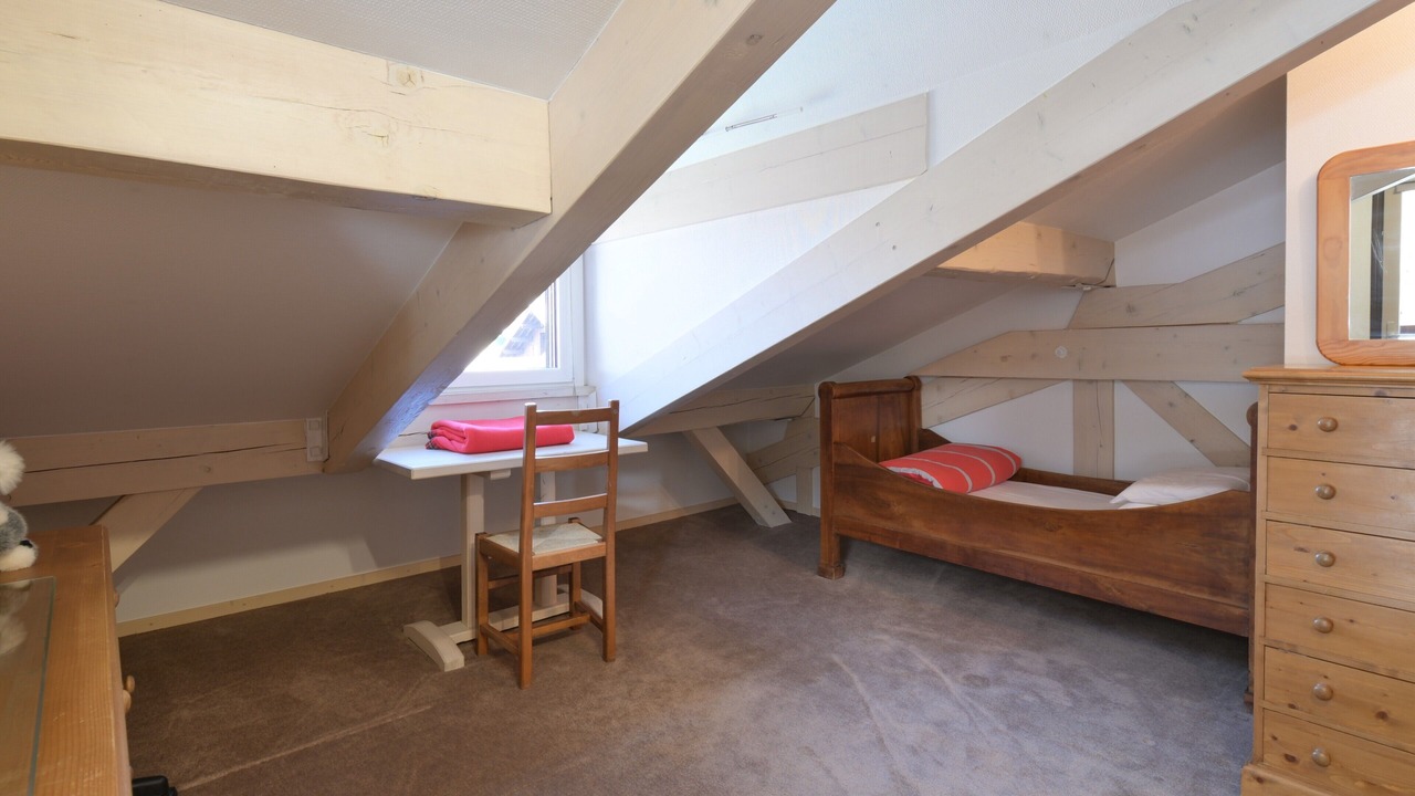 Photo of Bedroom in Thones