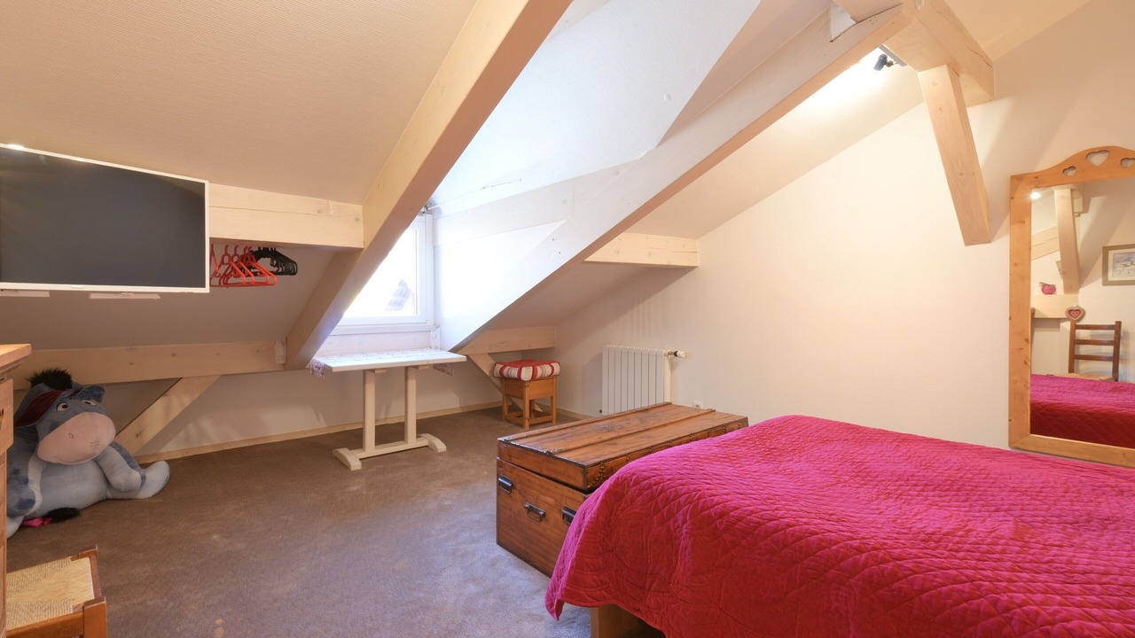 Photo of Bedroom in Thones