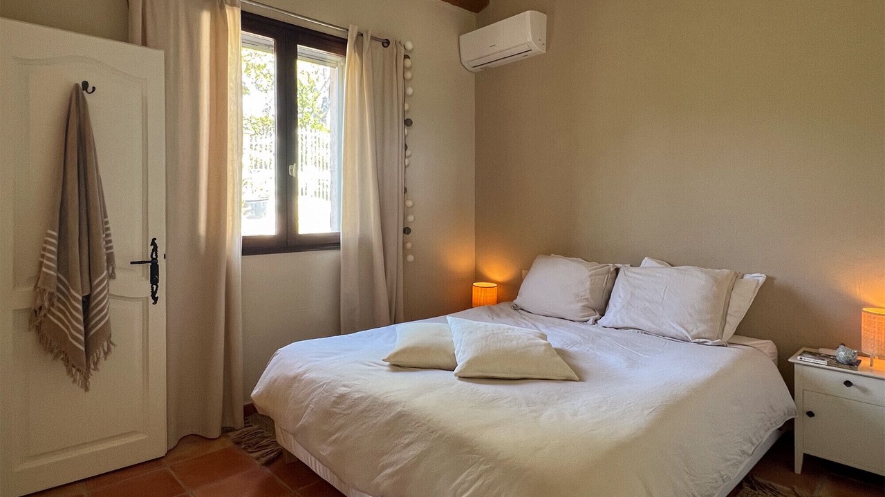 Photo of Bedroom in Flayosc