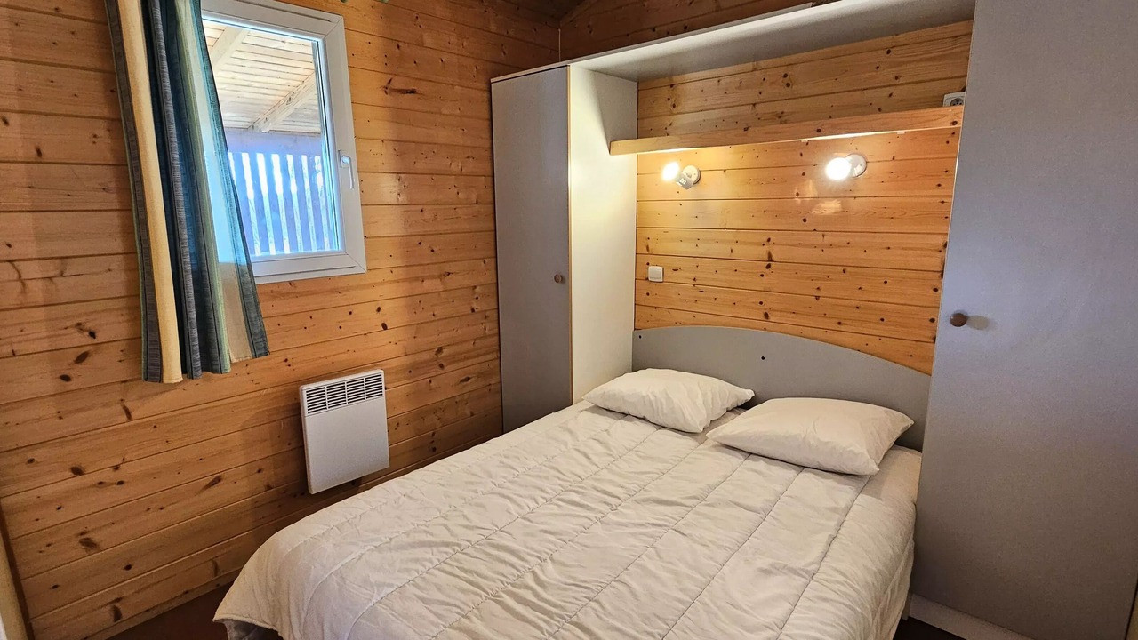 Photo of Bedroom in Saint-Laurent-du-Verdon