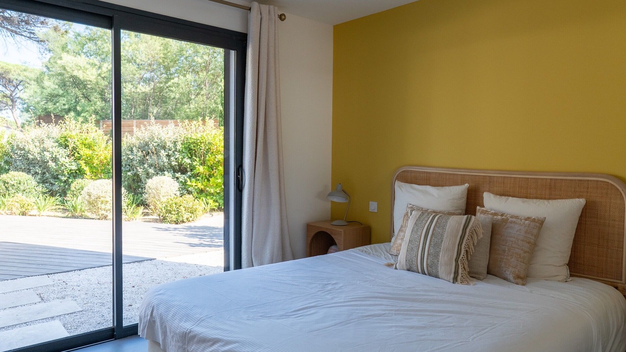 Photo of Bedroom in Sainte-Maxime - Saint-Tropez