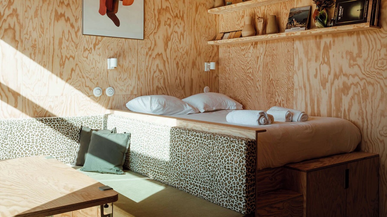 Photo of Bedroom in Angon
