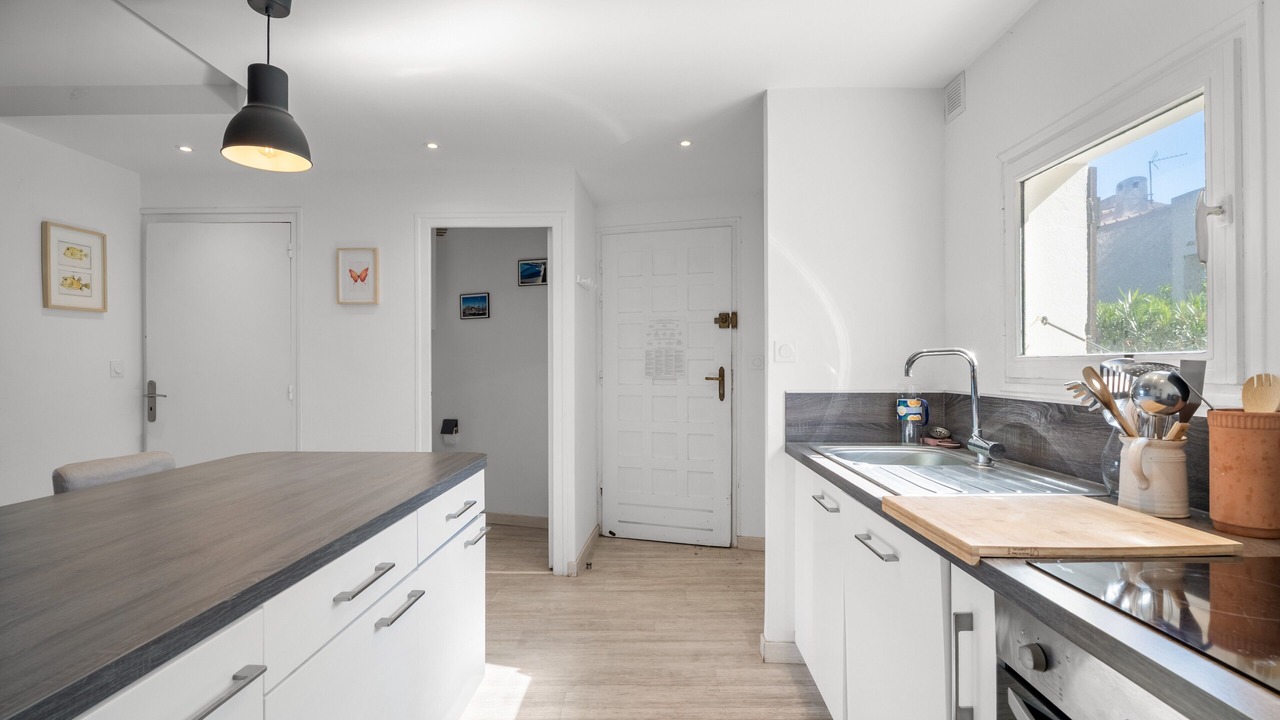 Photo of Kitchen in Le Brusc