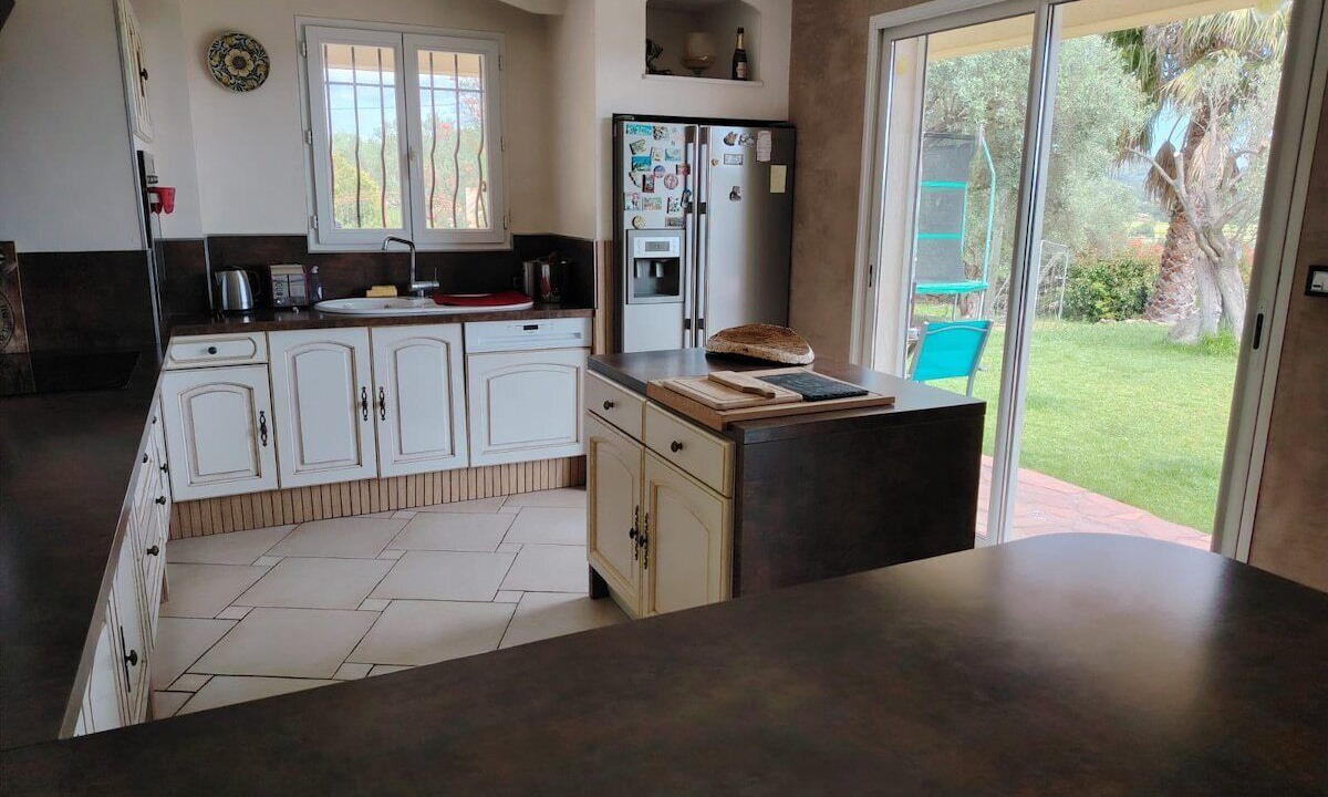 Photo of Kitchen in Cuers