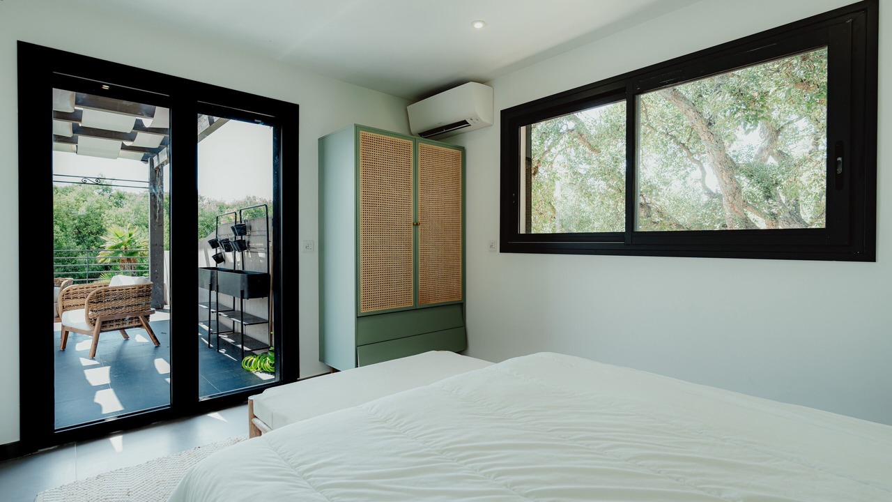 Photo of Bedroom in Sainte-Maxime - Saint-Tropez