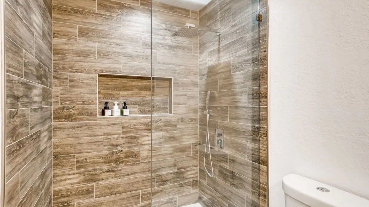 Photo of Bathroom in Loughman