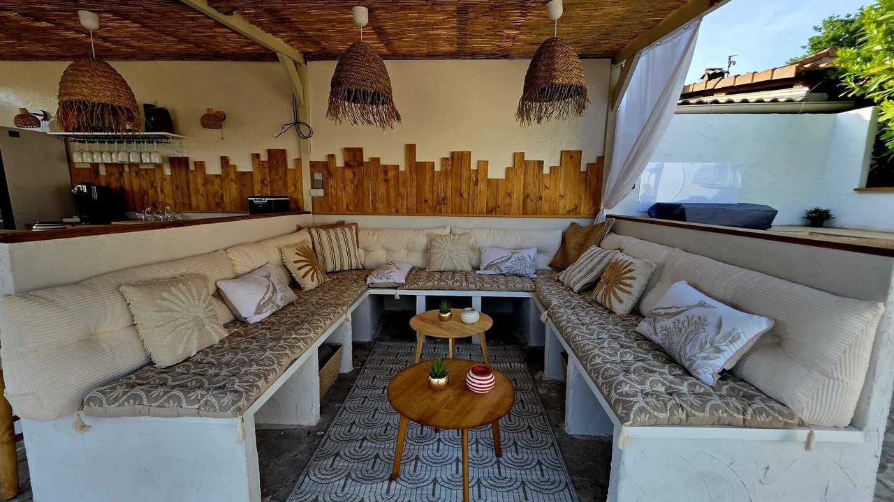 Photo of Livingroom in Rocbaron