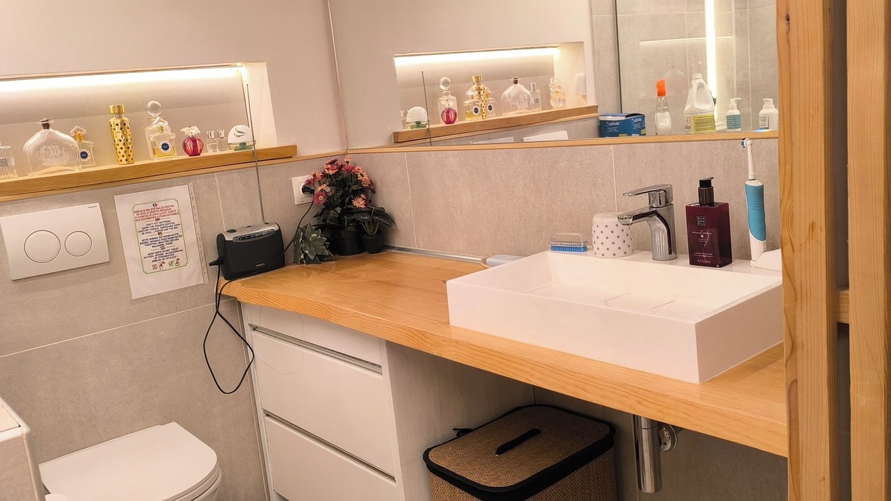 Photo of Bathroom in Sallanches