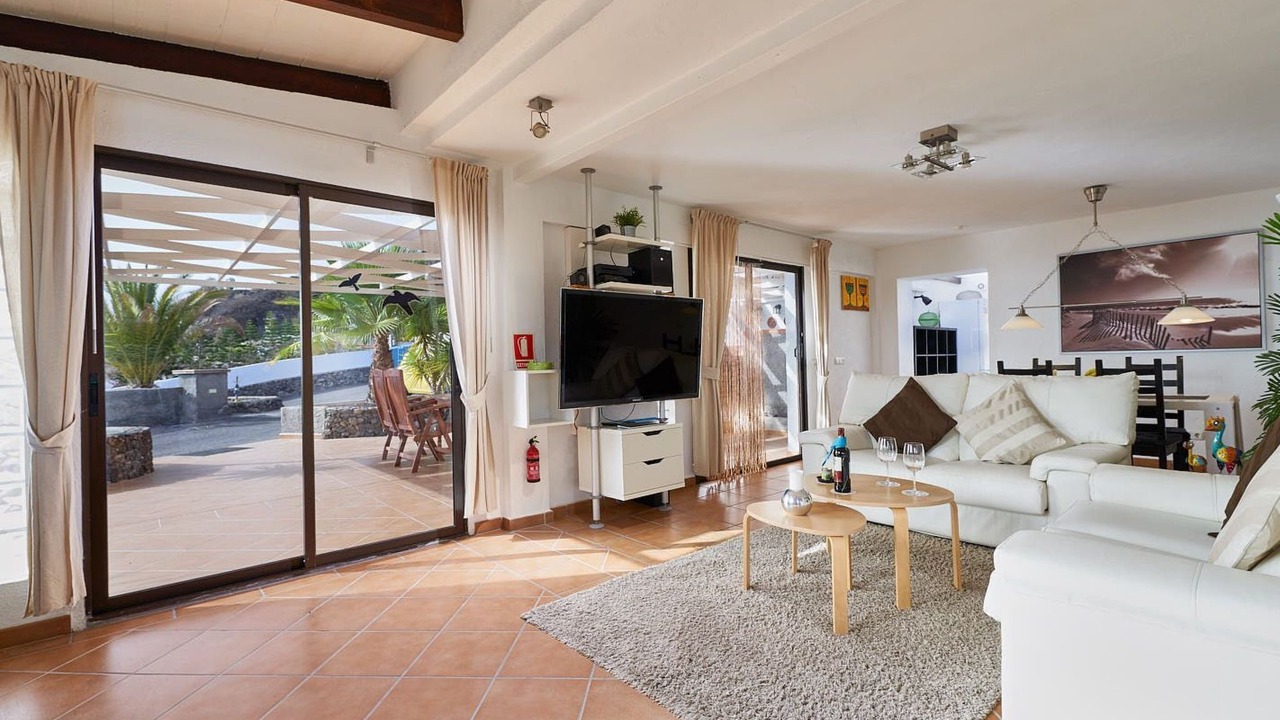 Photo of Livingroom in Chio