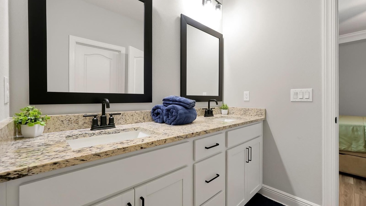 Photo of Bathroom in Reunion