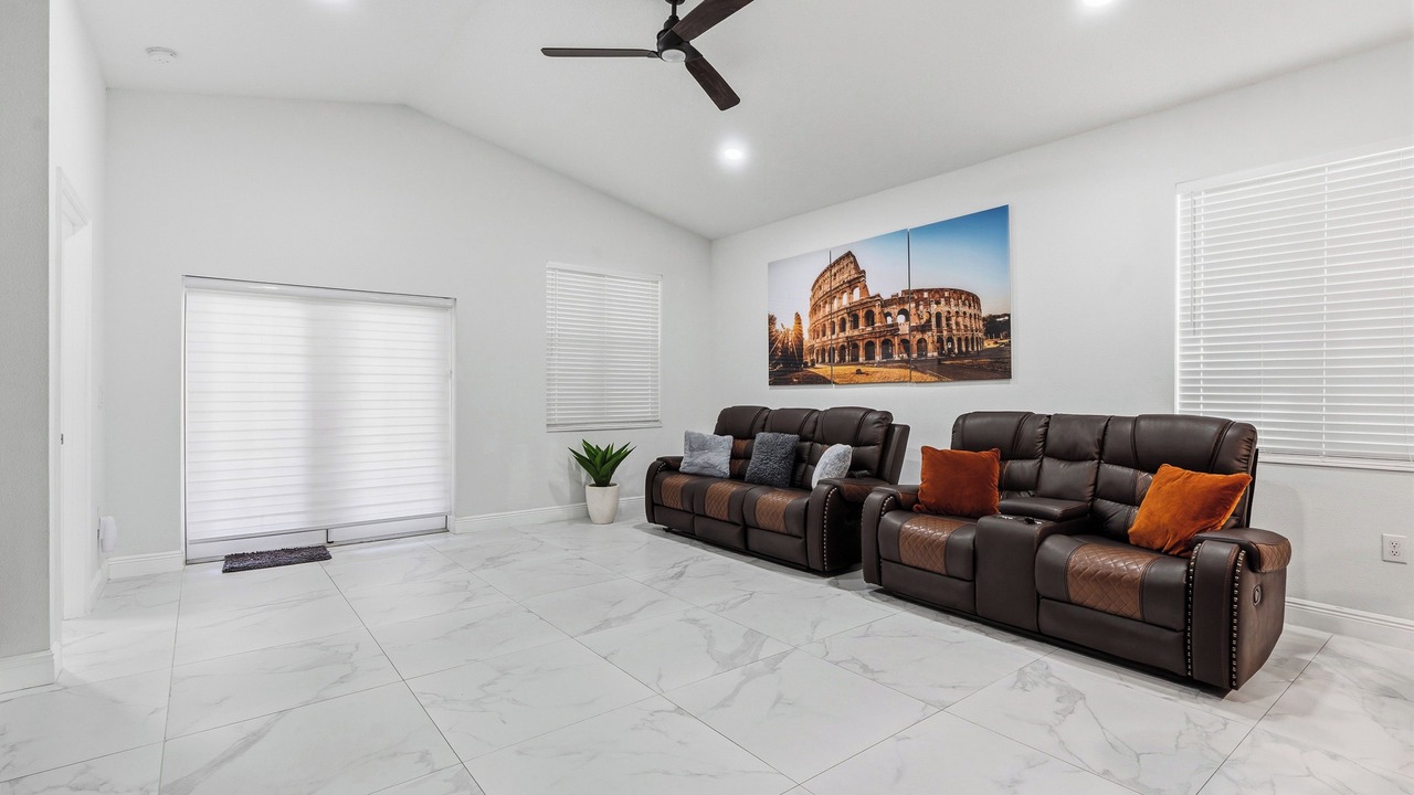Photo of Livingroom in Tampa