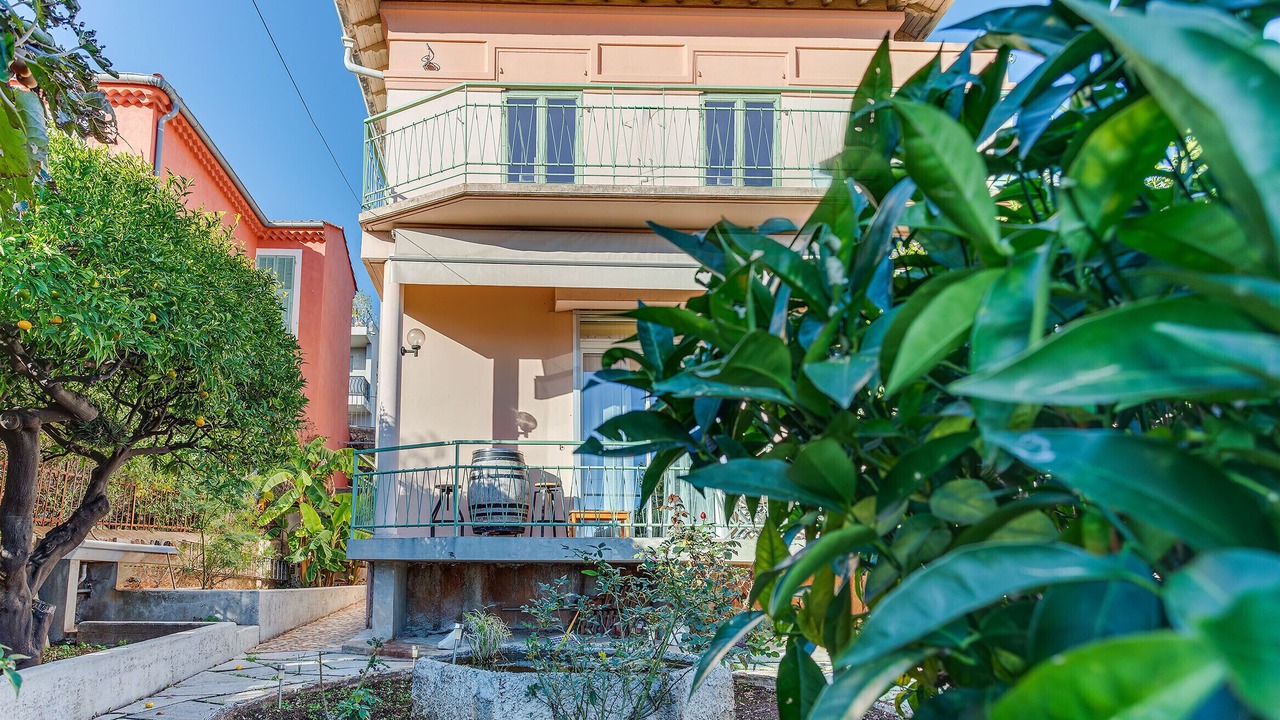 Photo of Patio Balcony in Villefranche-sur-Mer