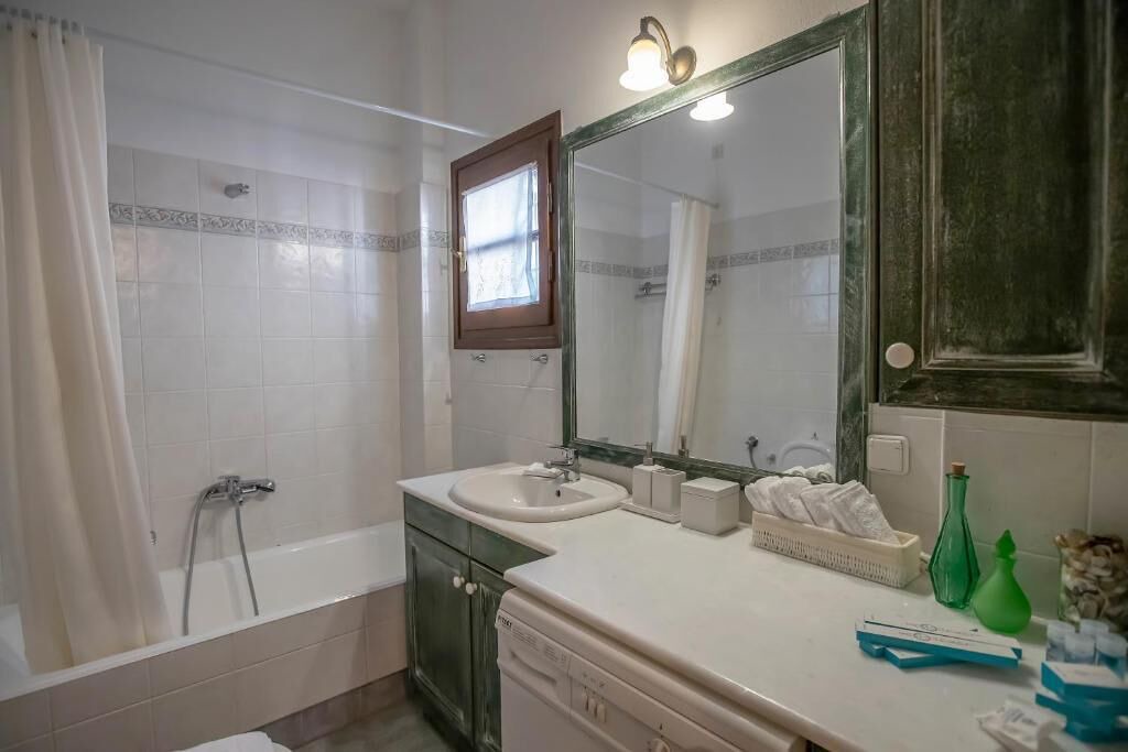 Photo of Bathroom in Krionerion