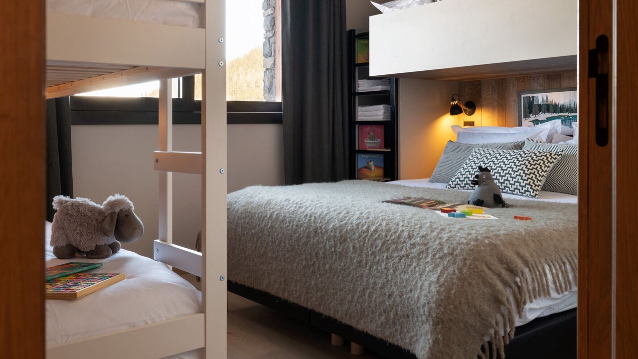 Photo of Bedroom in Arc-1800