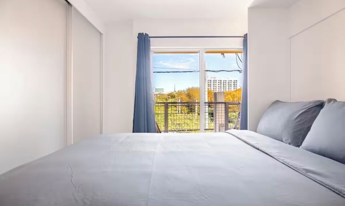 Photo of Bedroom in South Pointe