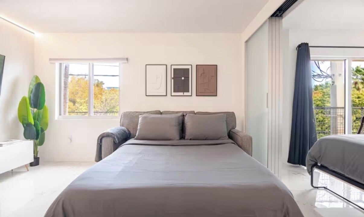 Photo of Bedroom in South Pointe