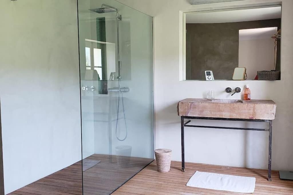 Photo of Bathroom in Gonfaron