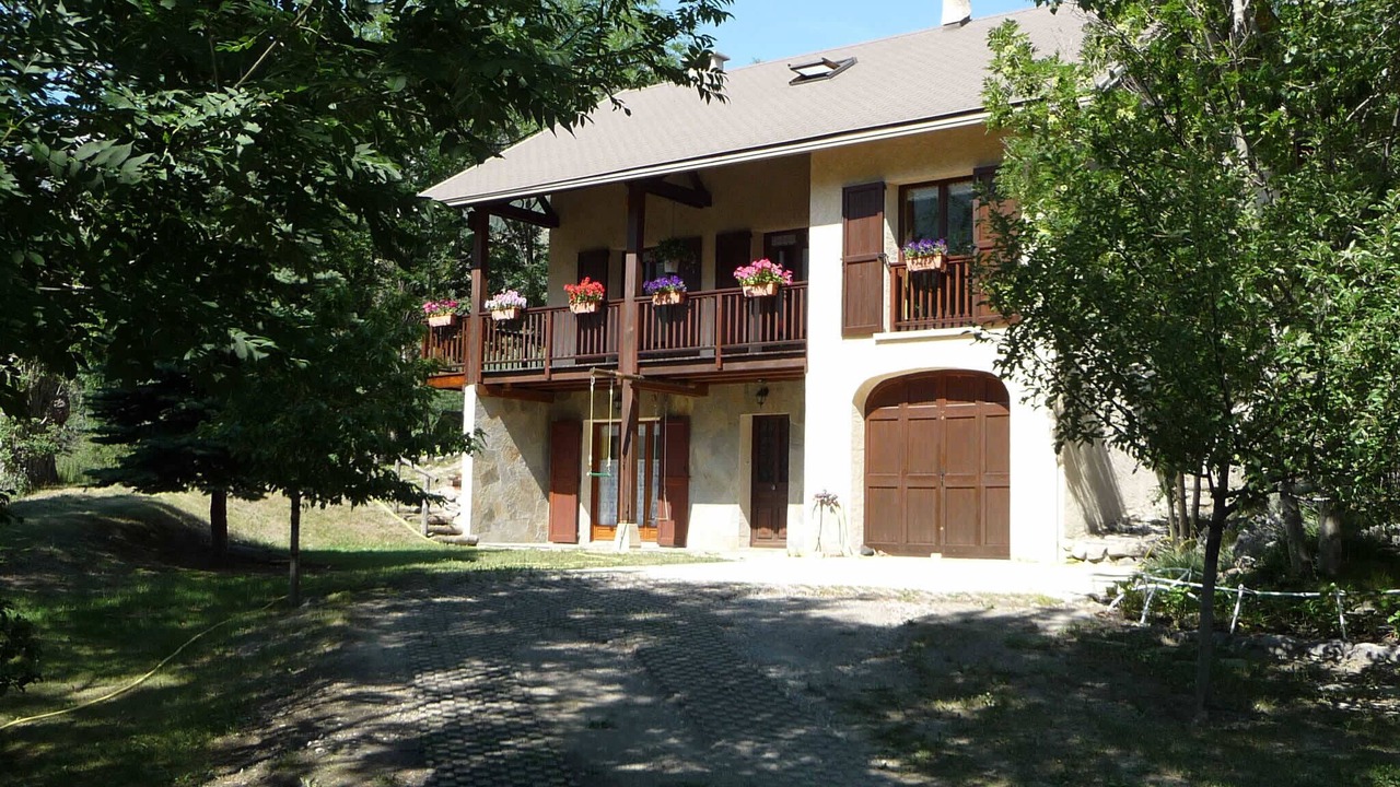 Photo of Outdoor in Puy-Saint-Andre