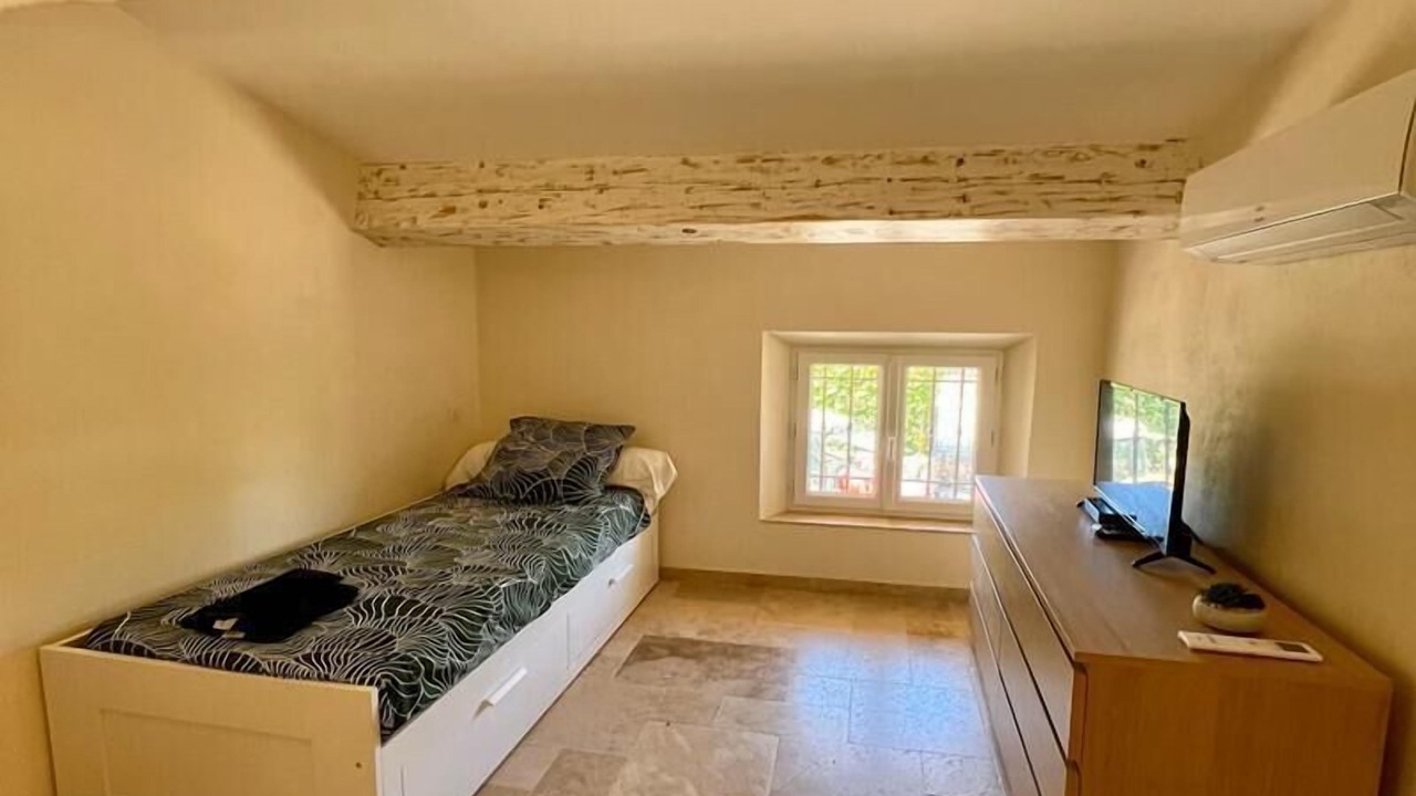 Photo of Bedroom in Le Cannet-des-Maures