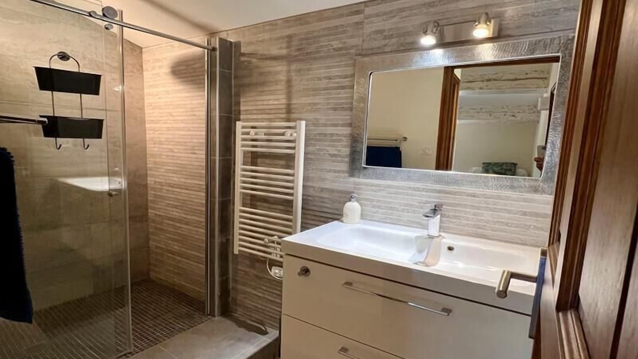 Photo of Bathroom in Le Cannet-des-Maures