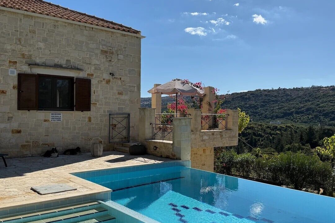 Photo of Outdoor in Douliana