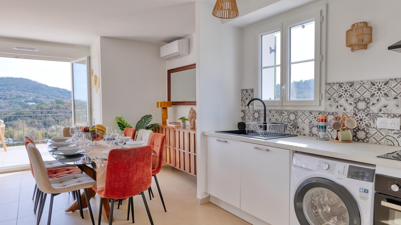 Photo of Kitchen in La Garde-Freinet