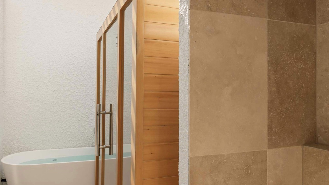 Photo of Bathroom in Burleigh Heads