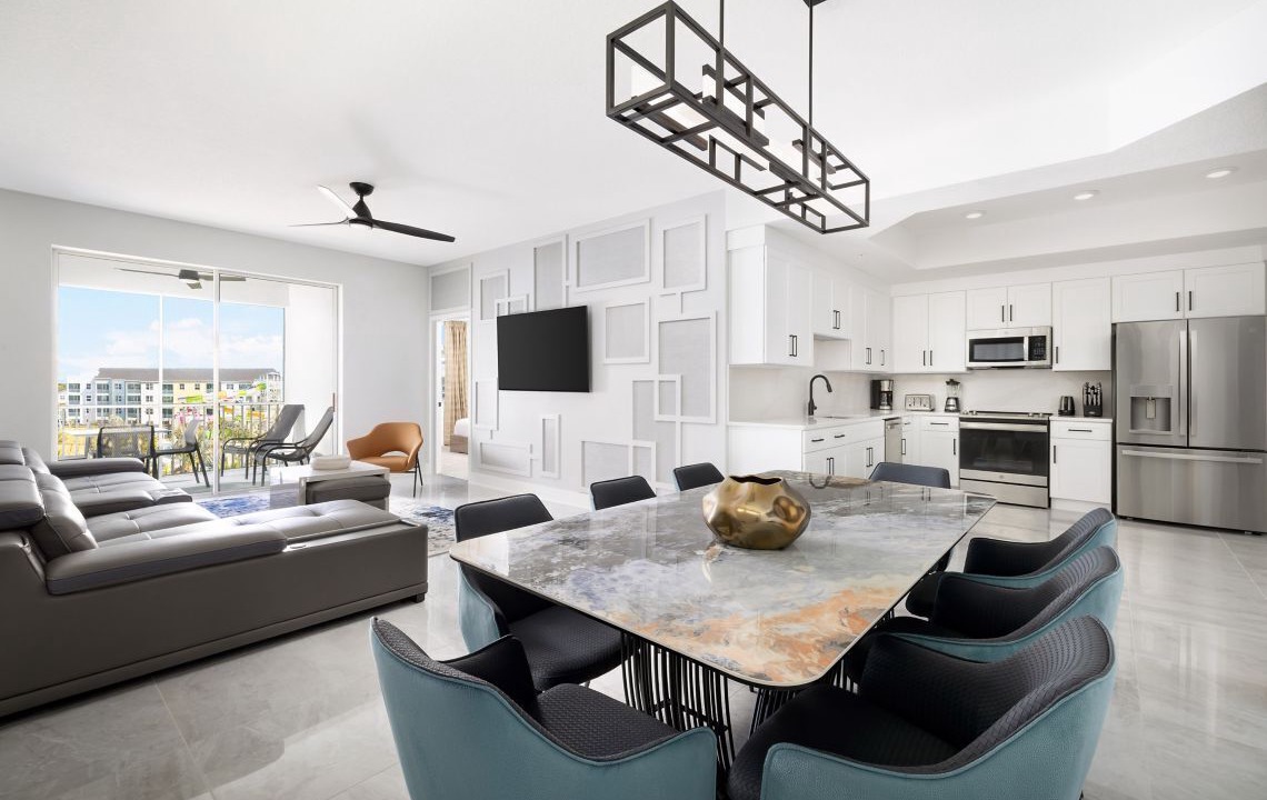 Photo of Livingroom in Florida Center