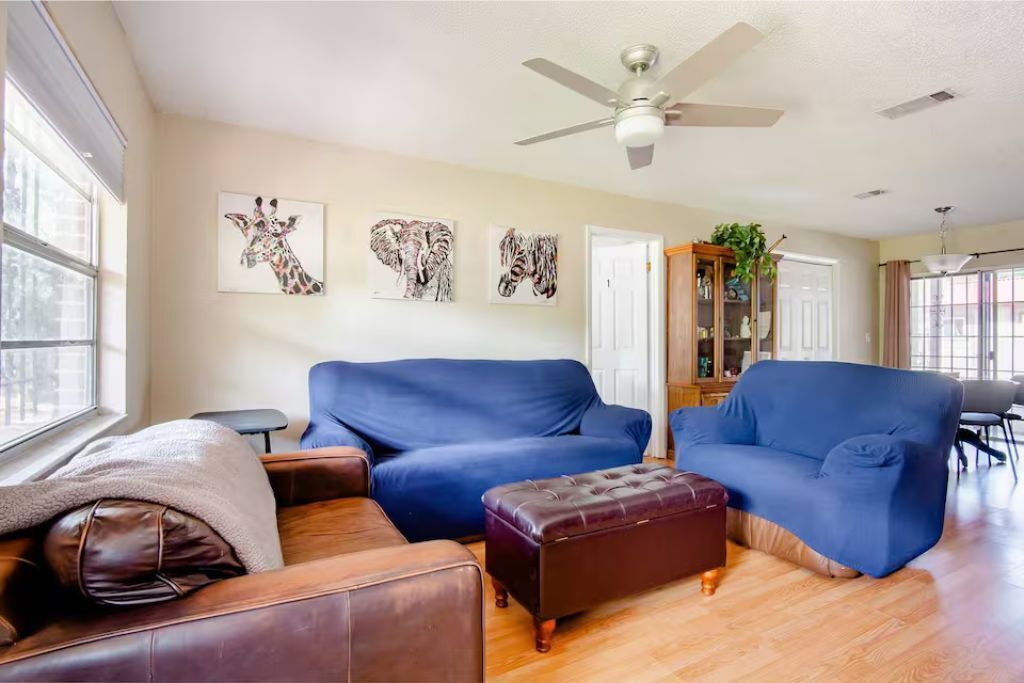 Photo of Livingroom in Greater Palm River Point CDC