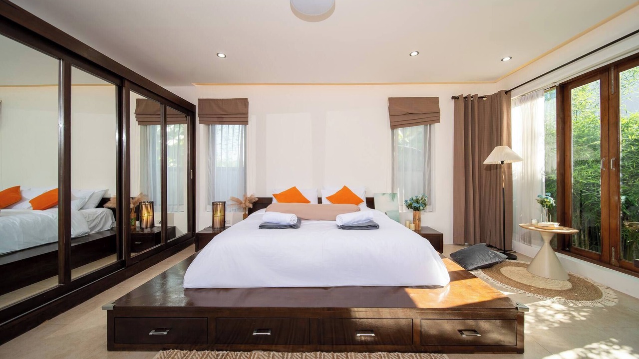 Photo of Bedroom in Chalong