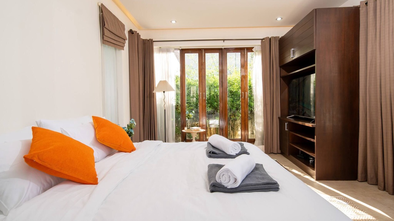 Photo of Bedroom in Chalong