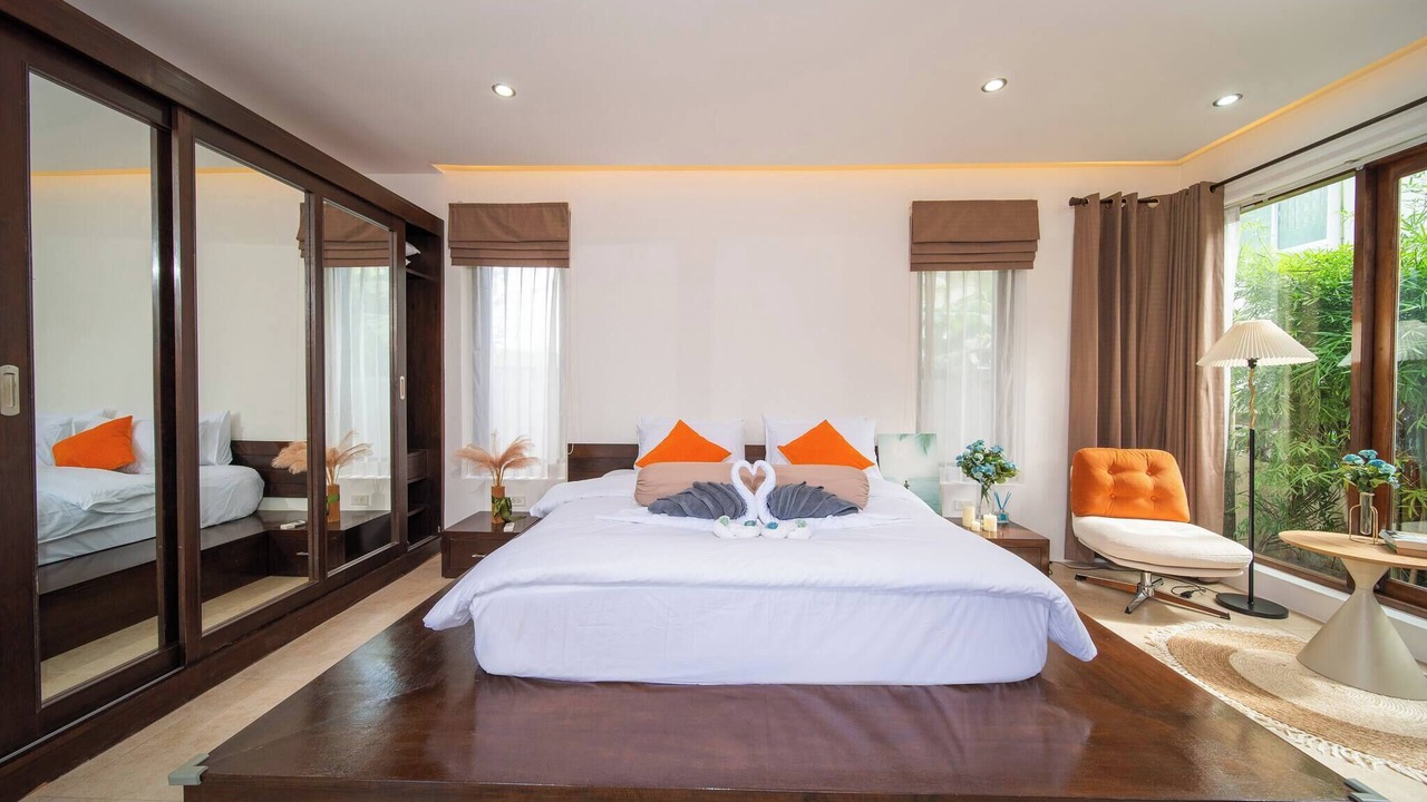 Photo of Bedroom in Chalong