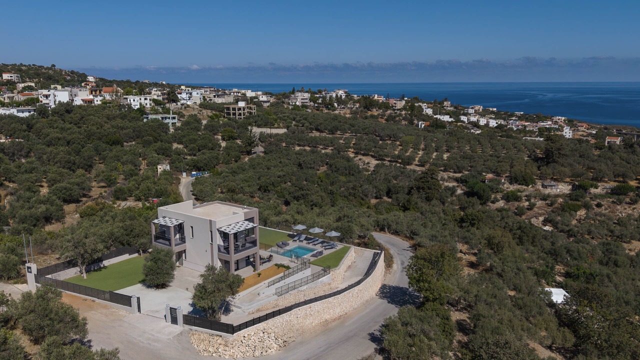 Photo of Outdoor in Gerani