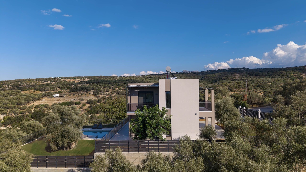 Photo of Outdoor in Gerani