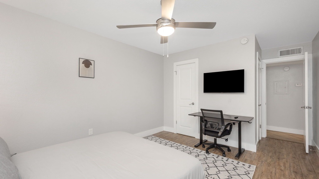 Photo of Bedroom in Beach Park