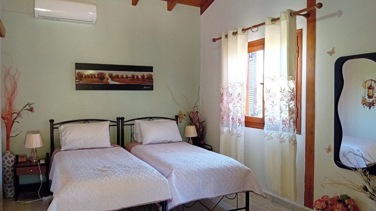 Photo of Bedroom in Geropotamos