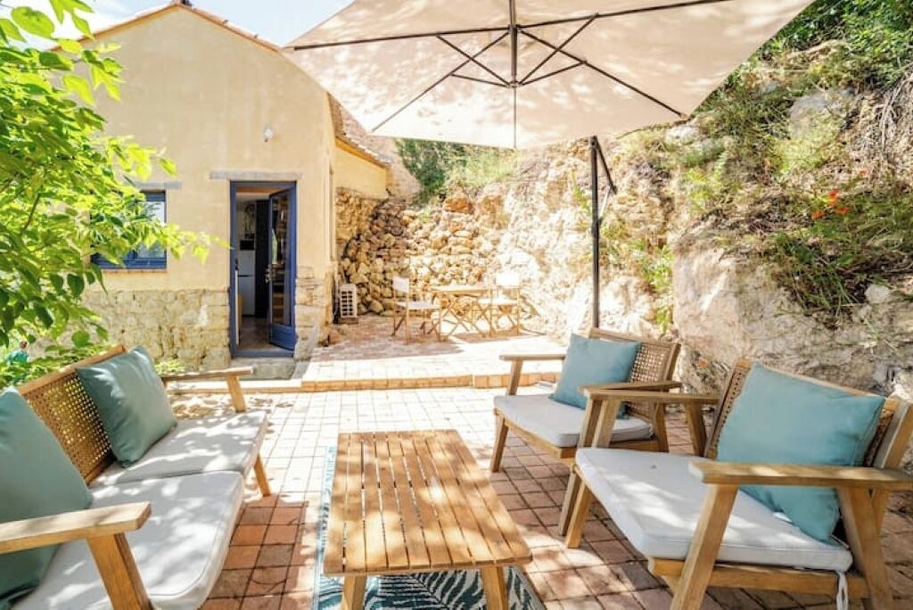 Photo of Patio Balcony in Entrecasteaux