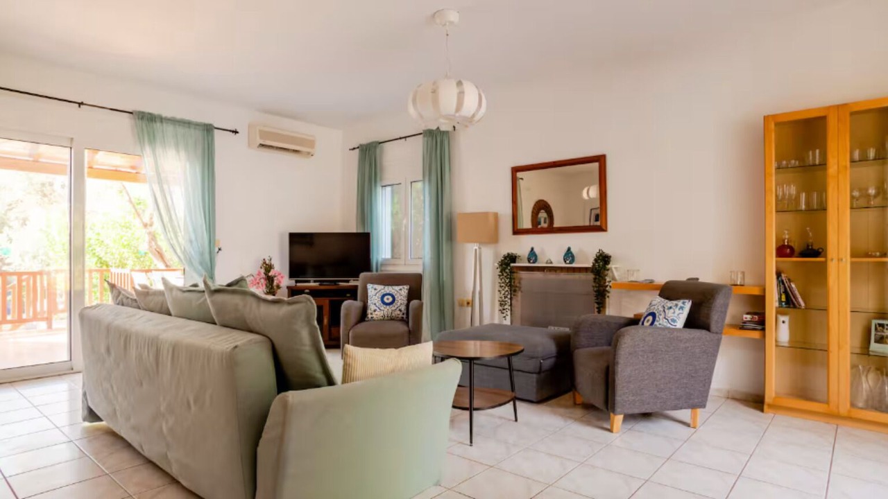 Photo of Livingroom in Pigianos Kampos