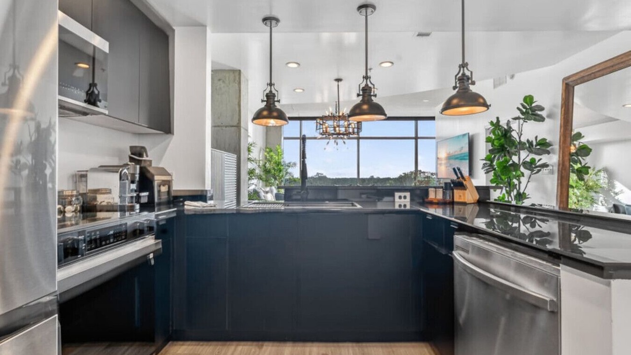 Photo of Kitchen in South Eola