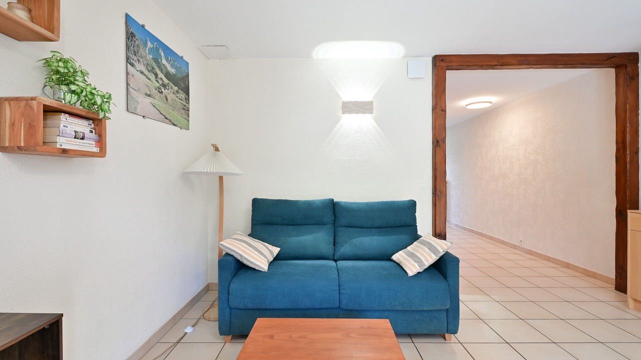 Photo of Livingroom in Alex