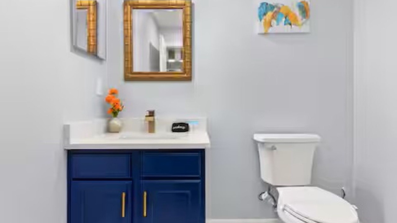 Photo of Bathroom in Sandy Ridge