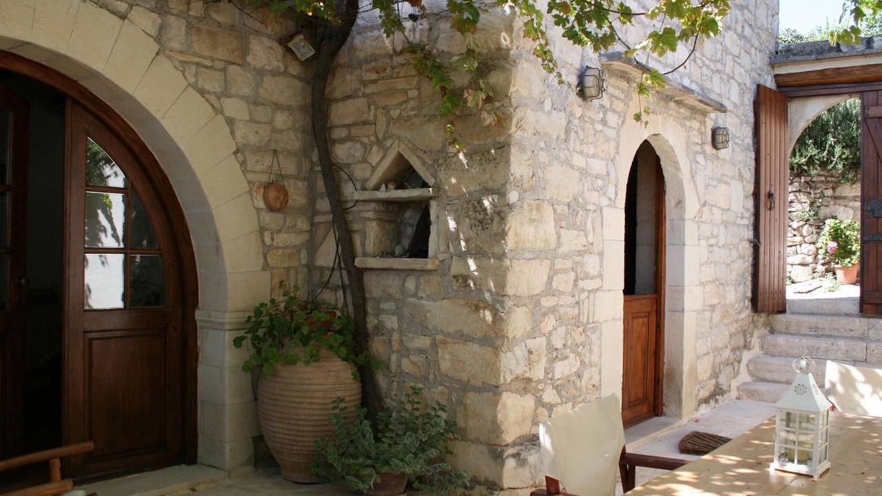 Photo of Others in Douliana