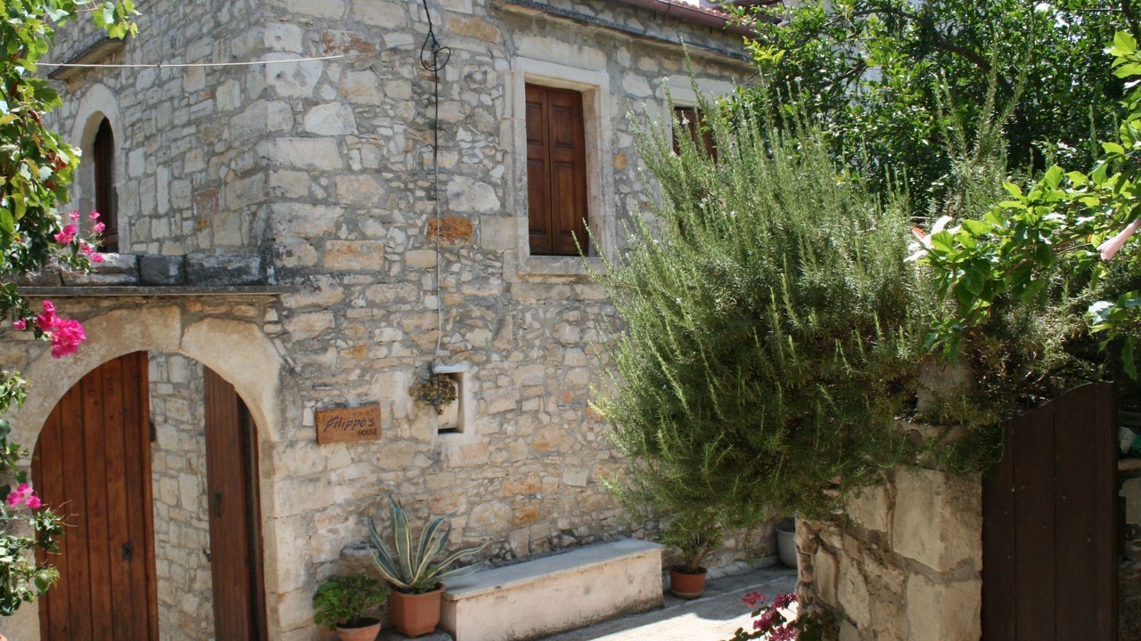 Photo of Others in Douliana