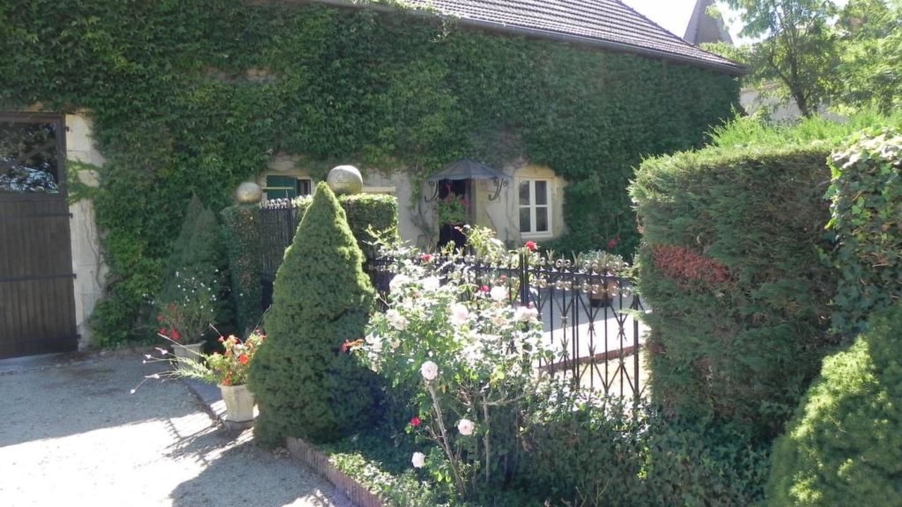 Photo of Others in Bourg-le-Comte