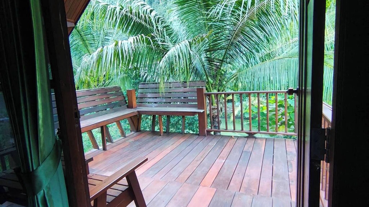 Photo of Patio Balcony in Ao Luek