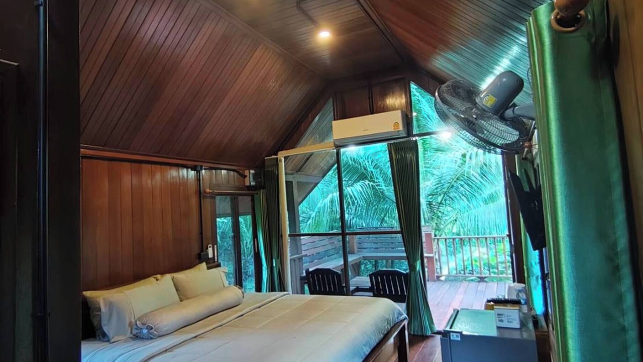 Photo of Bedroom in Ao Luek