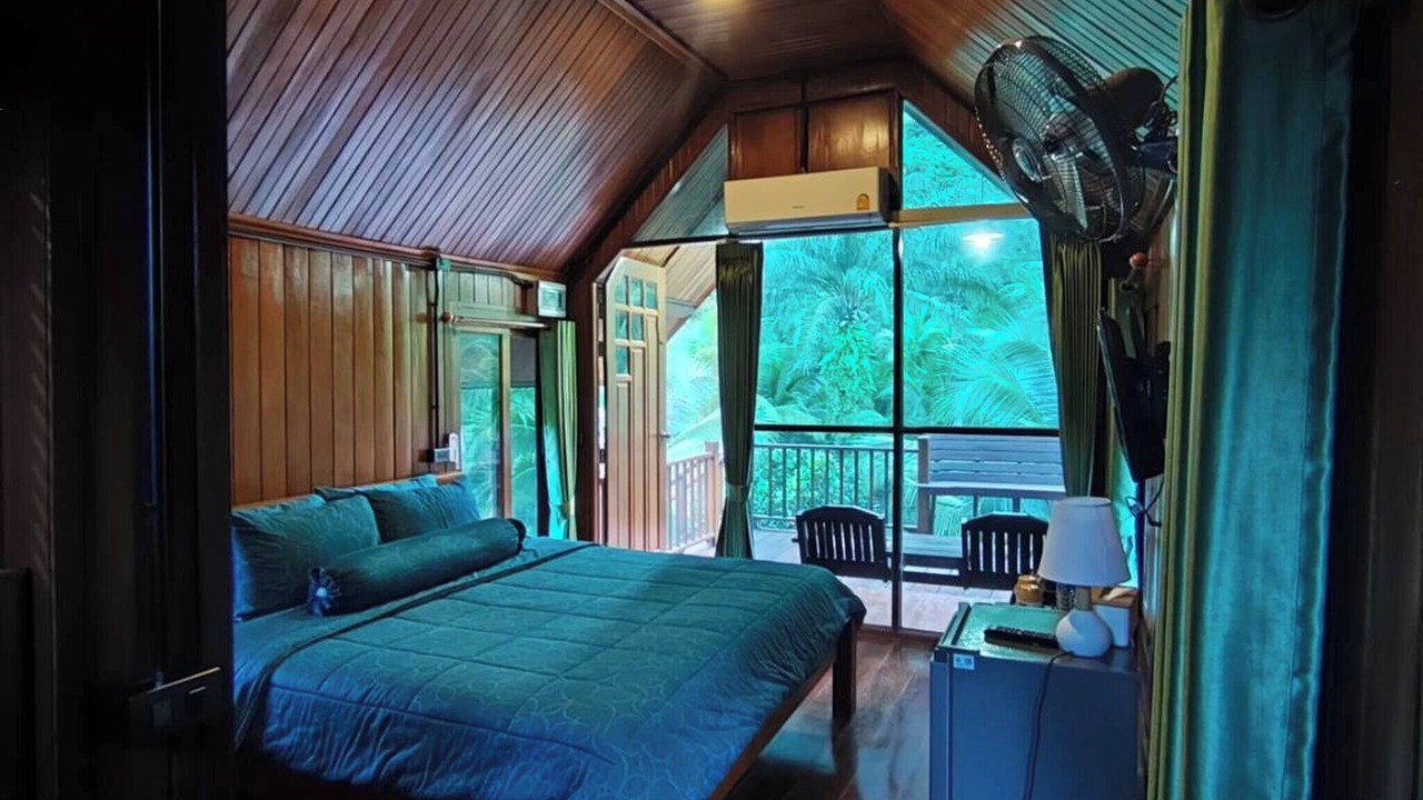 Photo of Bedroom in Ao Luek