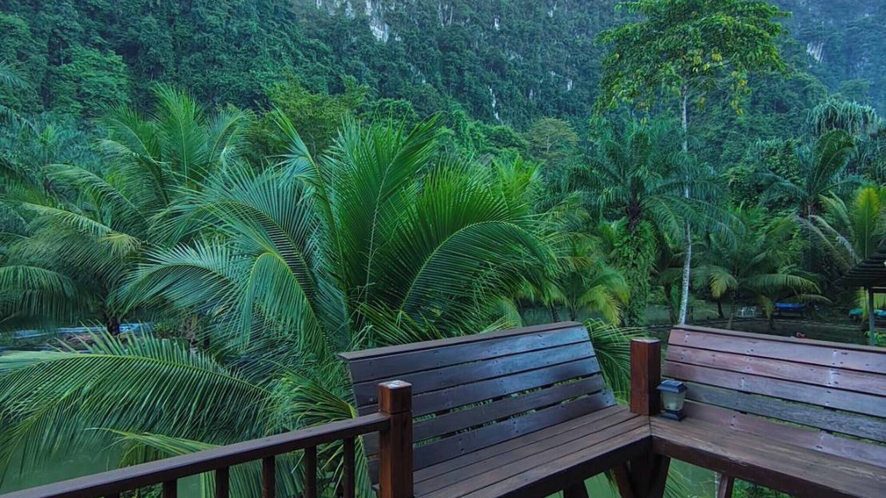 Photo of Patio Balcony in Ao Luek