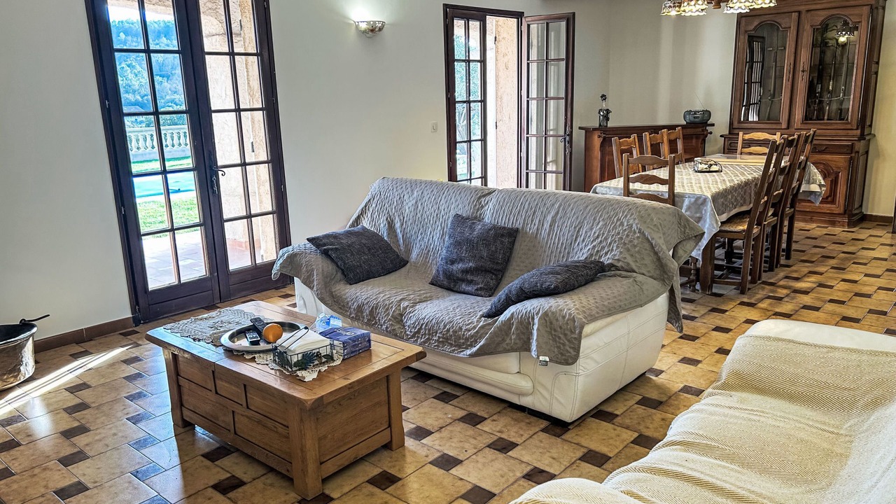 Photo of Livingroom in Cabasse